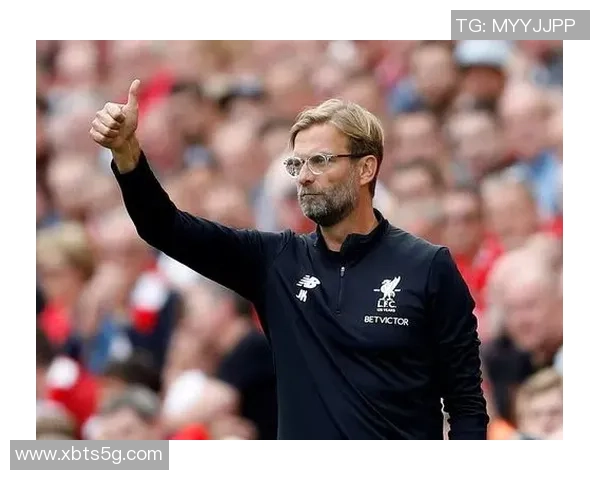 唐梓对足球明星的热爱与追逐展现了青春的激情与梦想