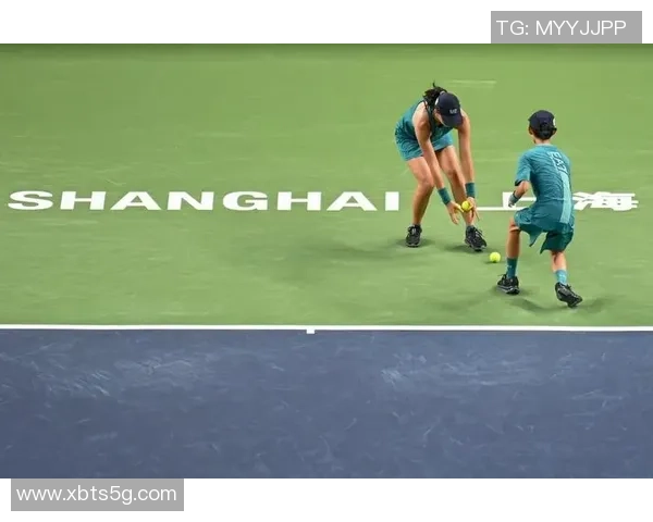 上海网球队在网球耐力排行榜中荣获第4名的佳绩引发关注 上海网球队在网球耐力排行榜中荣获第4名的佳绩引发关注