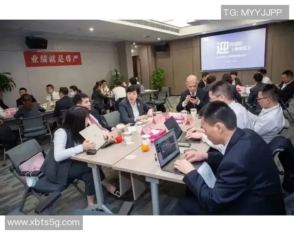 深圳篮球队与重庆篮球队赛后复盘团队协作的成功与不足分析 深圳篮球队与重庆篮球队赛后复盘团队协作的成功与不足分析